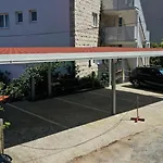 Apartment Nea